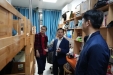 我院领导到西南班学生宿舍区进行开学前工作检查